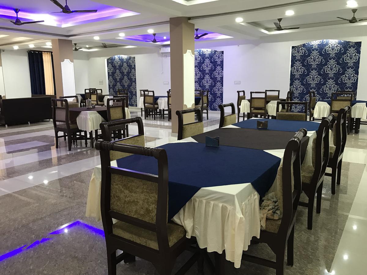 Hotel Pratap Regal 珀勒德布尔 外观 照片